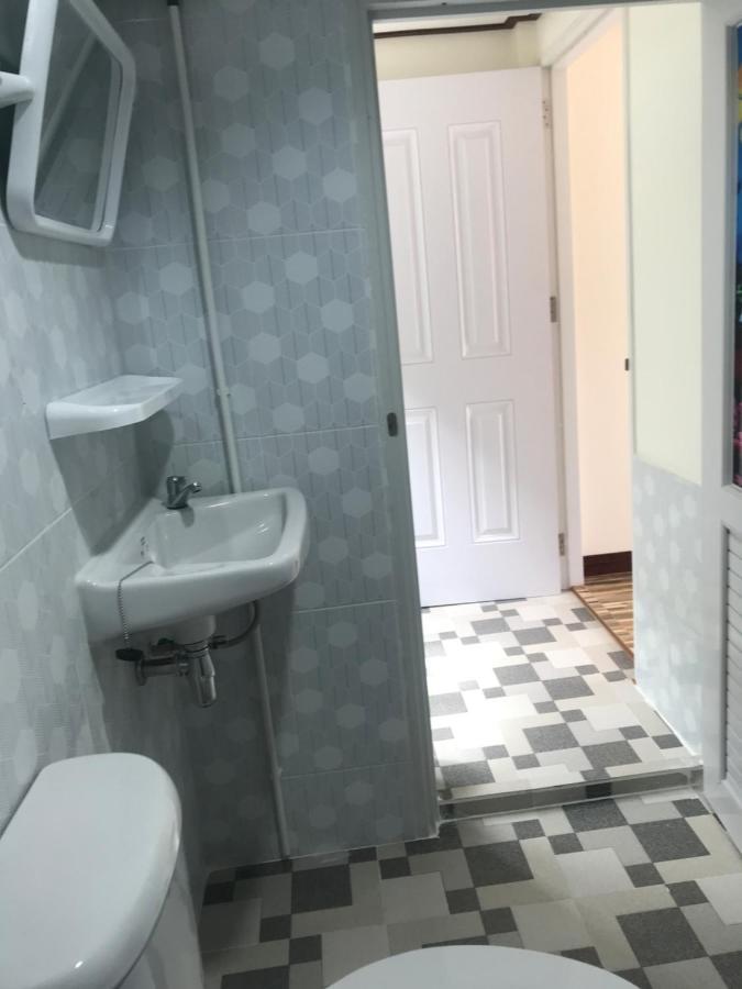 บ้านวิรา ห้องพัก Baan Wira Хон Каен Экстерьер фото
